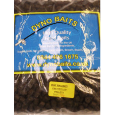 Halibut Pellets BLACK  8mm Pre Drilled ( DYNO BAITS ) 750g